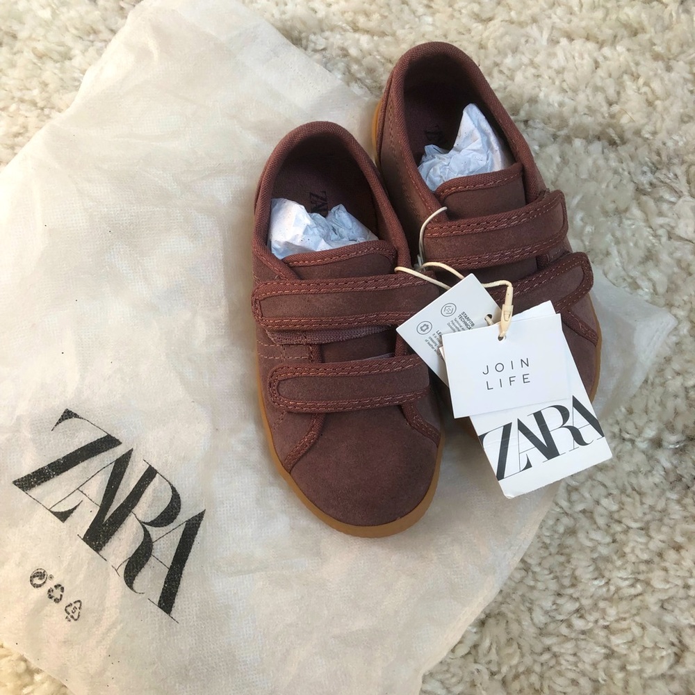 Leather Sneakers • ZARA